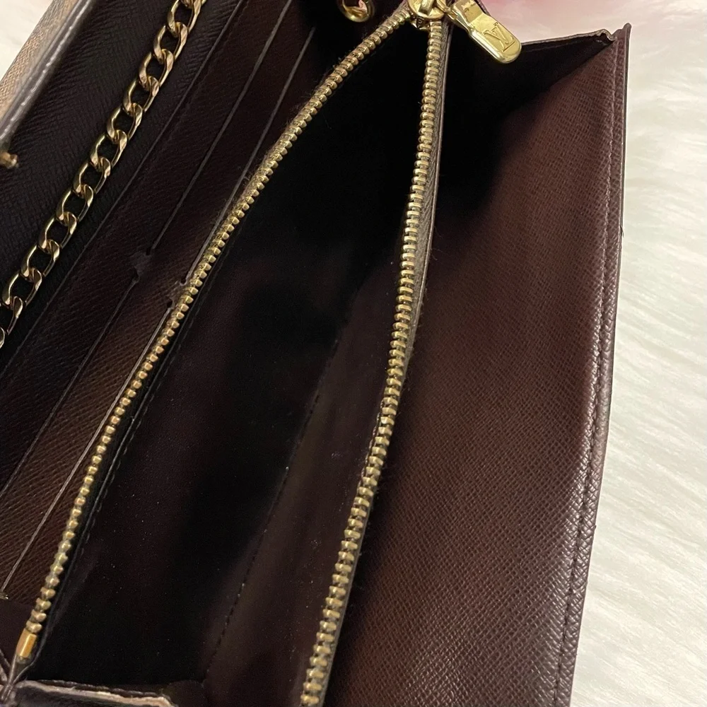 Louis Vuitton Brown Checkered Crossbody Bag - Picture 7 of 10